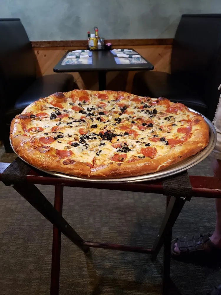 16 Inch Round Pizza with Your Choice of Toppings
